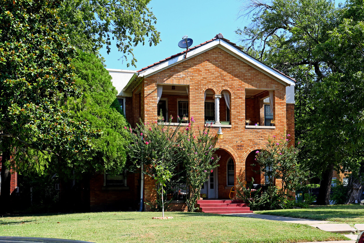 Primary Photo - 1501-1503 NW 17th