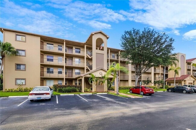 Foto del edificio - 1400 SW 124th Terrace