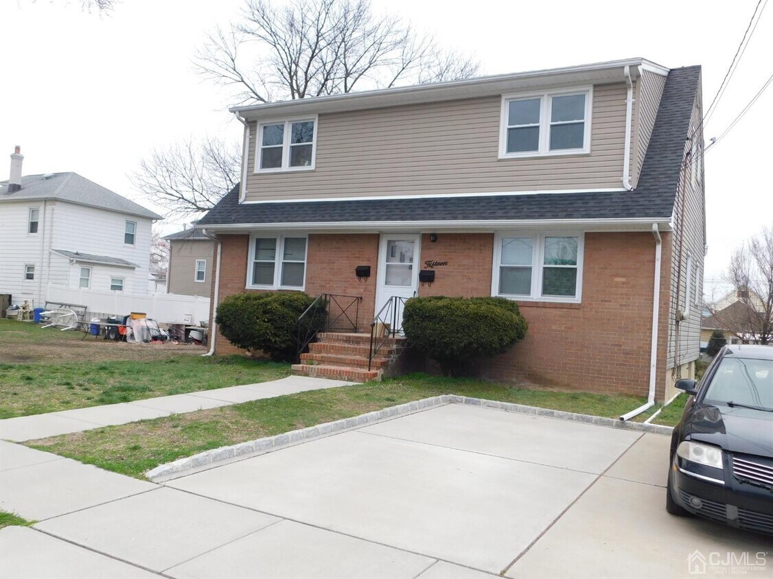 15 Cole St, South River, NJ 08882 Apartment for Rent in South River