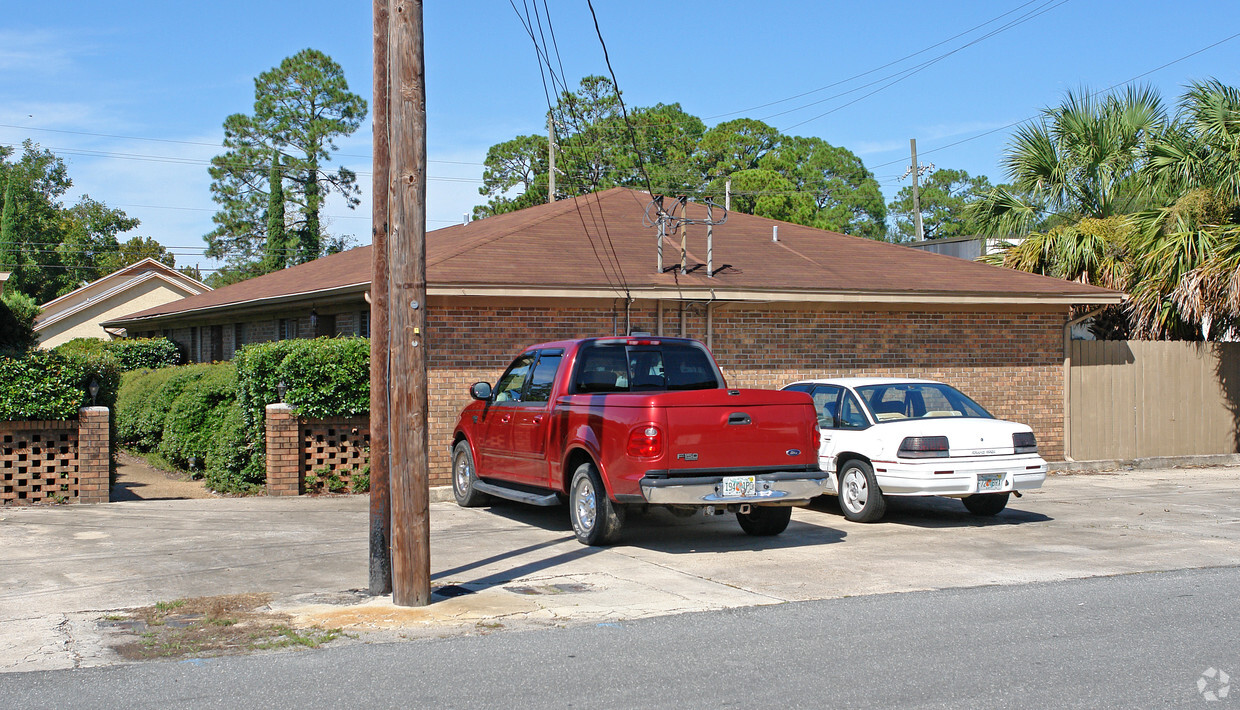 Primary Photo - 925-929 Florida Ave