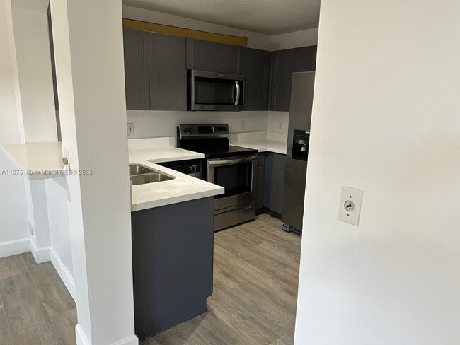 Building Photo - 11479 NW 60th Ter