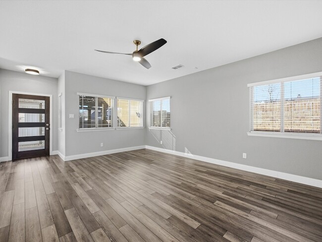 Photo - 701 Presidio St House