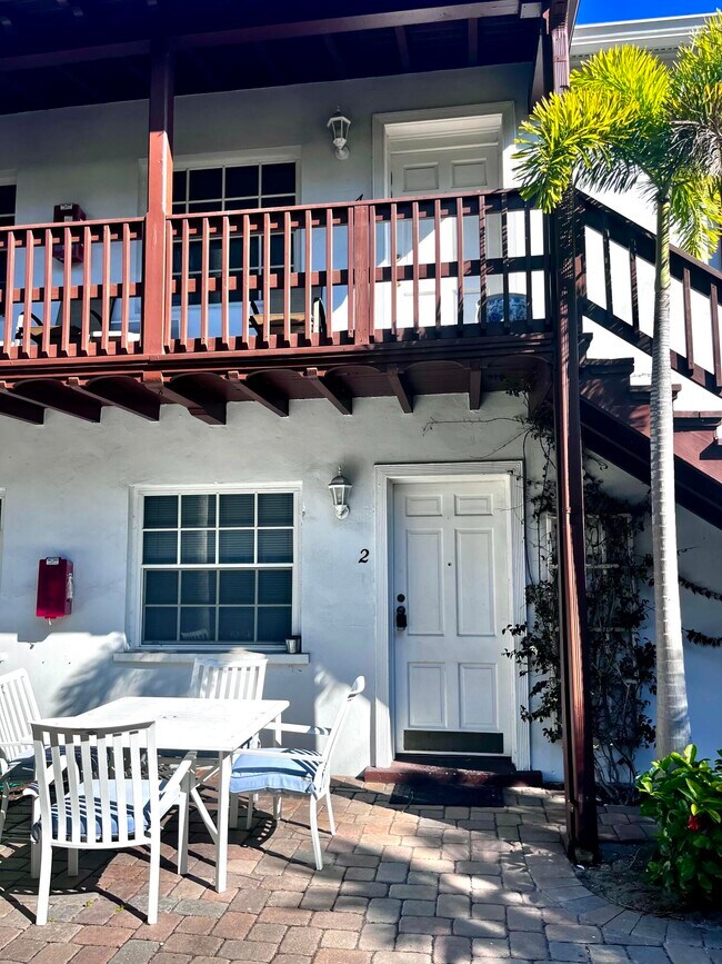 Foto del edificio - 224 Conniston Rd