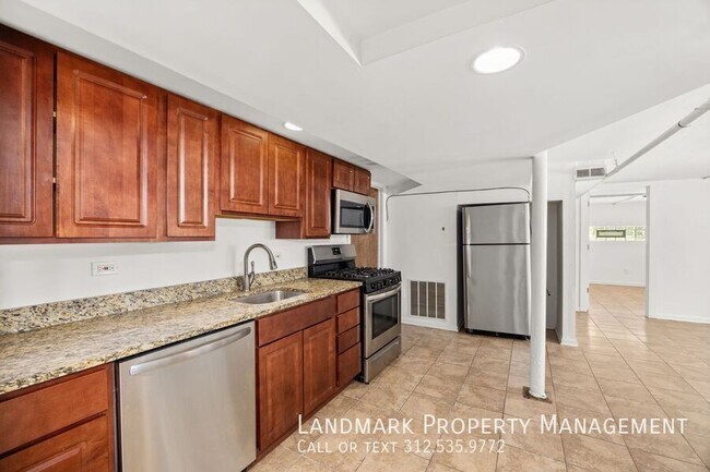 Foto del edificio - 4144 N Mozart St