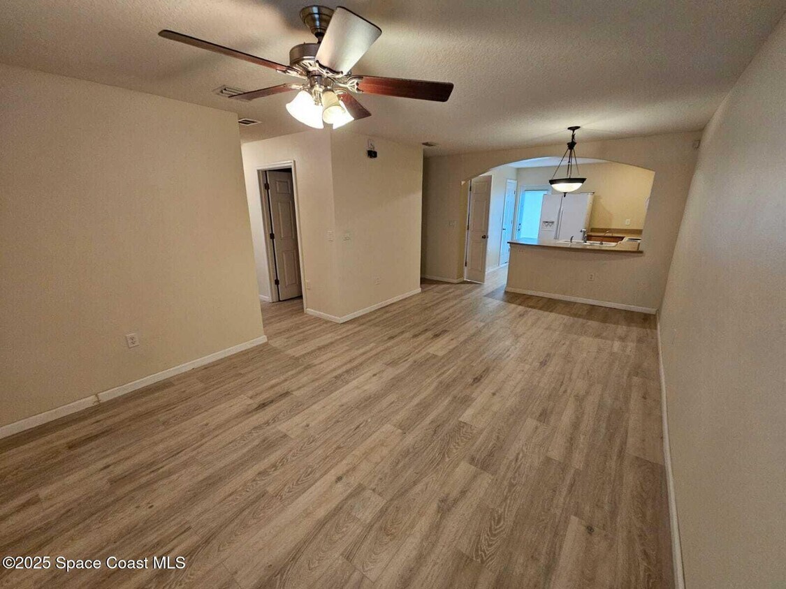 Foto principal - 730 Margie Dr