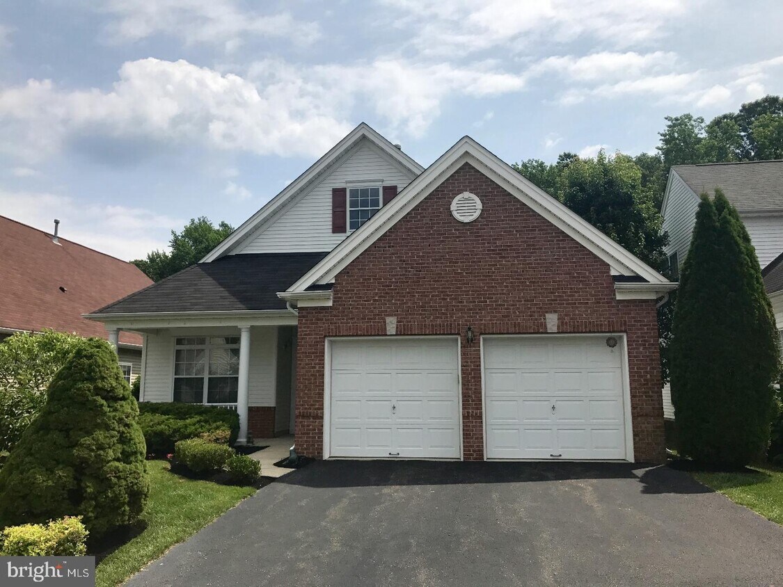 Foto principal - 105 Tunicflower Ln