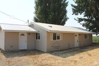 Building Photo - 2551 W Fir Rd