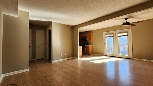 Foto del edificio - Nice Townhouse for Lease in Boones Creek