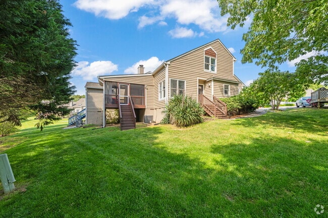 Building Photo - 5 Hickorywood Sq