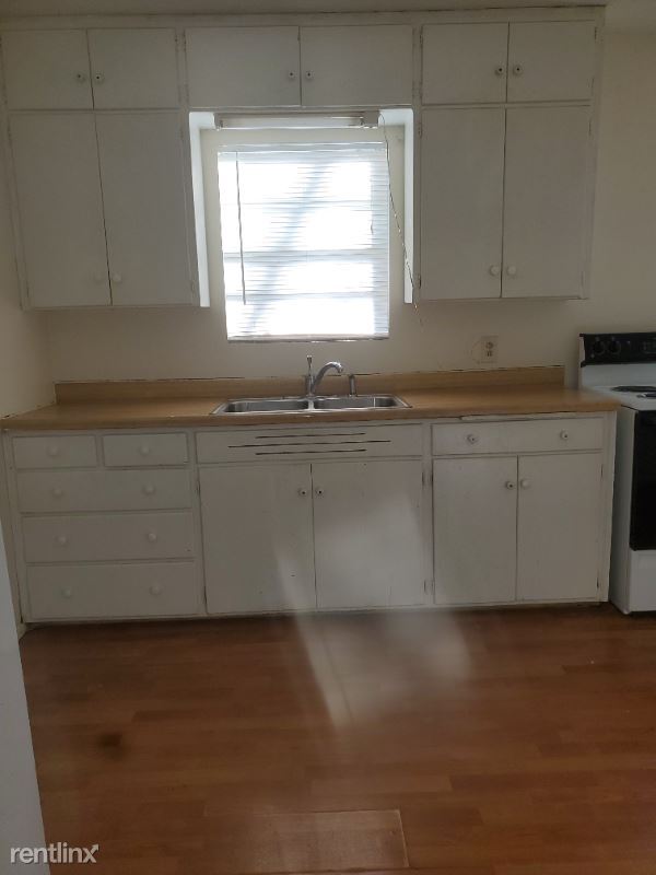 Building Photo - 2 br, 1 bath House - 2419 SW 22nd Park