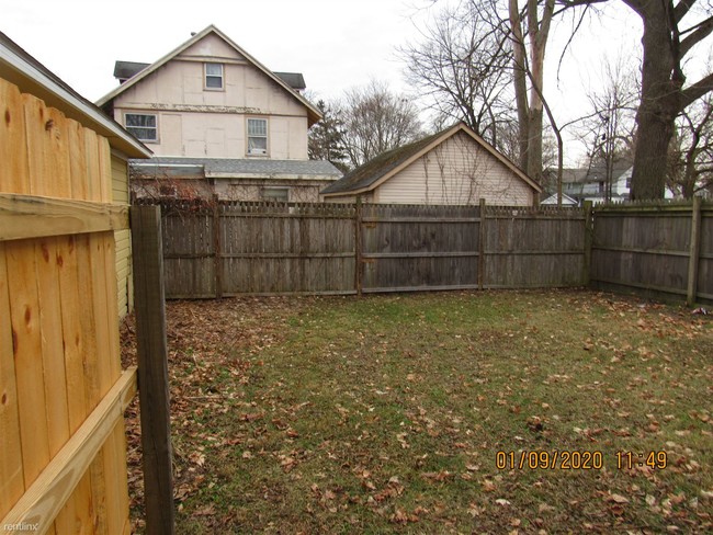 Building Photo - 4 br, 2 bath House - 724 Douglas Ave