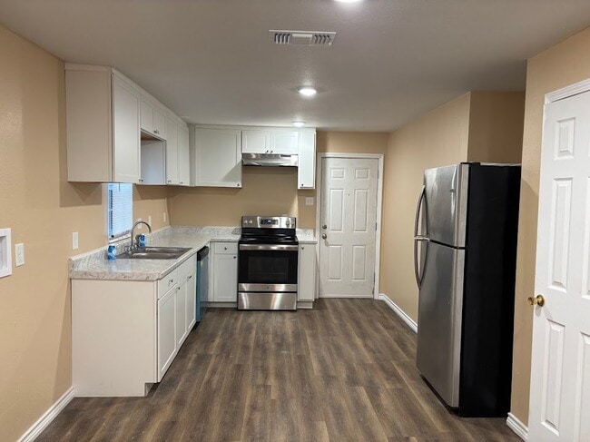 Building Photo - 2075 FM 2625