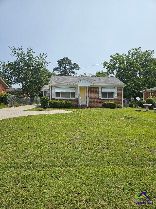 Foto principal - 2995 Laney Ave