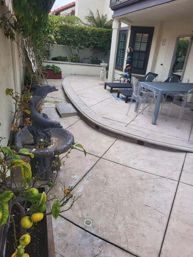 2155 Martinique Ln Unit 2155, Oxnard, CA 93035 Condo for Rent in