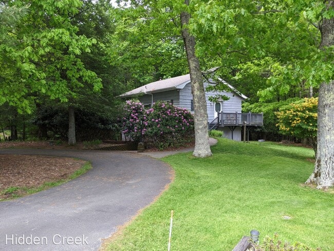 Building Photo - 1 br, 1 bath House - 390 Little Laurel Roa...