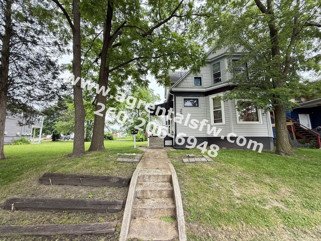 Primary Photo - 2919 S Harrison St