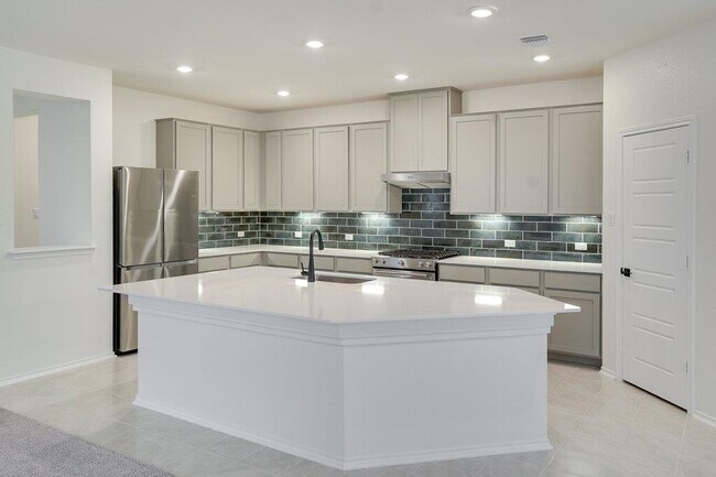 Building Photo - 4732 Padula Dr