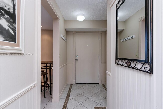 Foto del edificio - 121 SE 3rd Ave