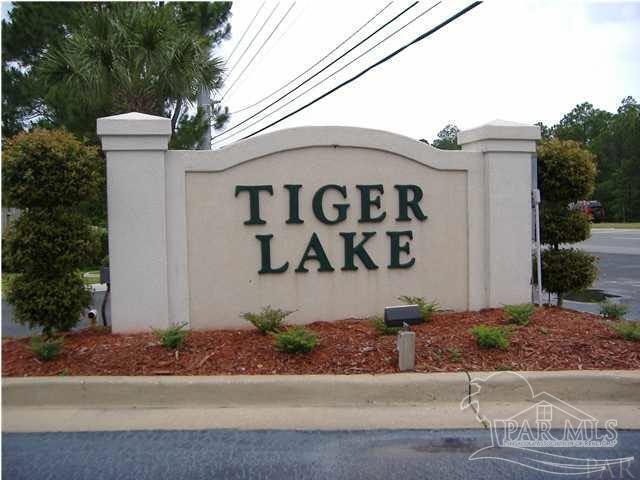 Primary Photo - 1463 Tiger Lake Dr