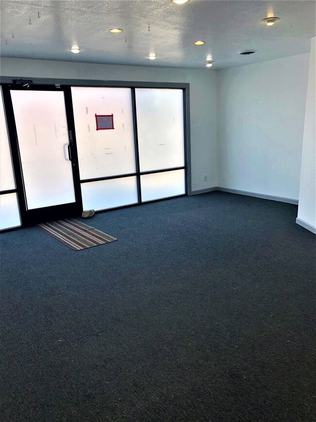 Photo - 966 W Winton Ave House