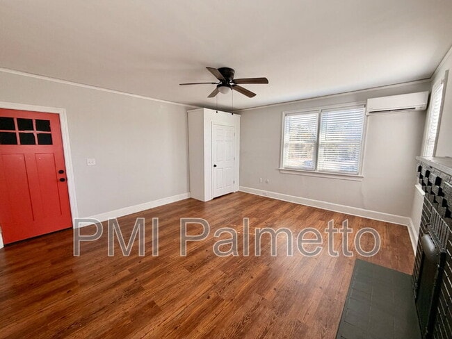 Building Photo - 502 1/2 State Street