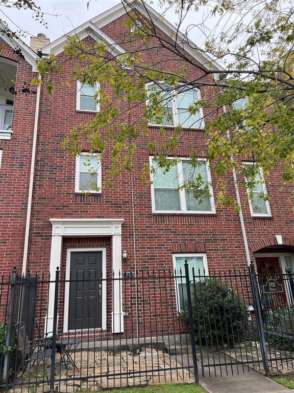 Foto principal - 1707 Hadley St
