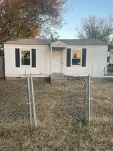 Building Photo - 316 S Seneca Ave