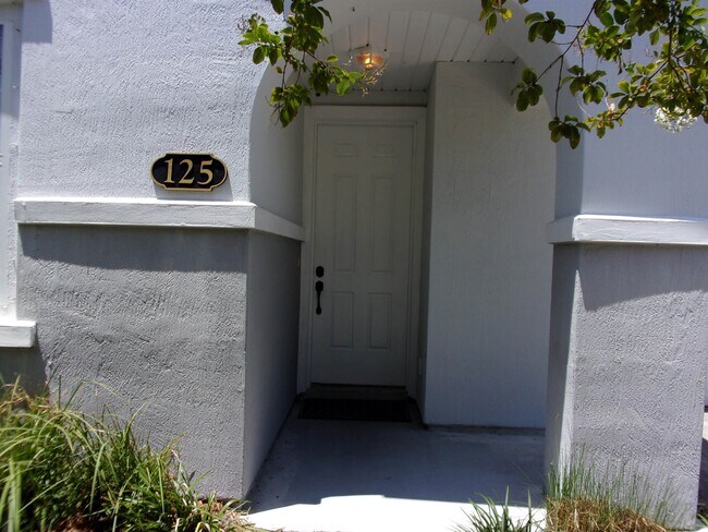 Foto del edificio - 125 Bay Bridge Dr