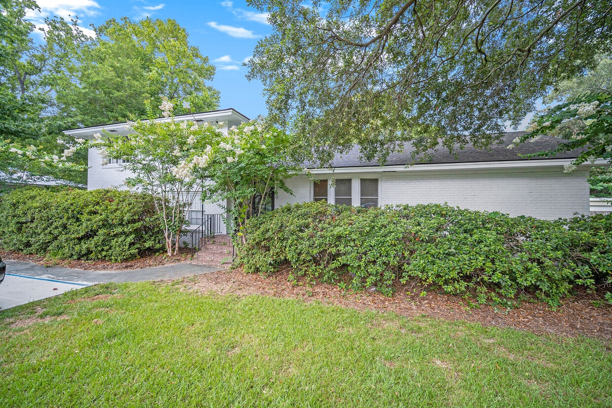 1150 Folly Rd Unit D, Charleston, SC 29412 Condo for Rent in