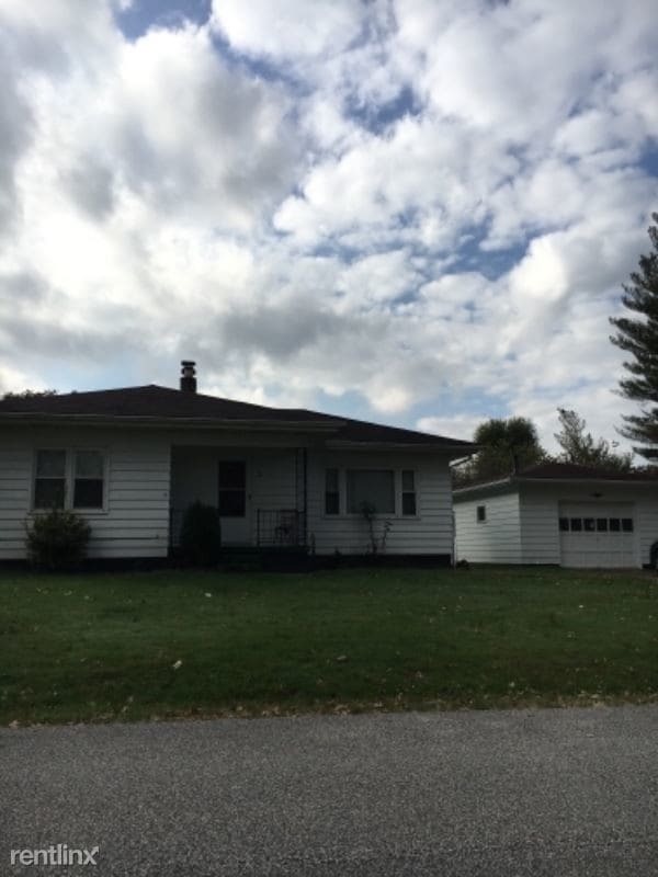 Building Photo - 3 br, 1.5 bath House - 78 Twp Rd 1090