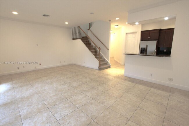 Building Photo - 3110 SW 47th St