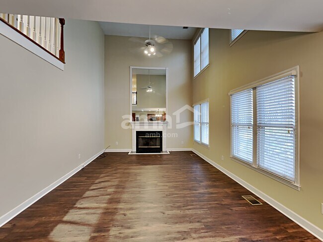 Foto del edificio - 3445 Harborwood Circle