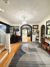 Building Photo - 206 Crosby St