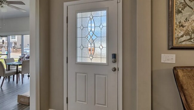 Foto del edificio - New Construction in Highly Desired Area