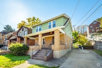 Building Photo - 3100 Elroy Ave