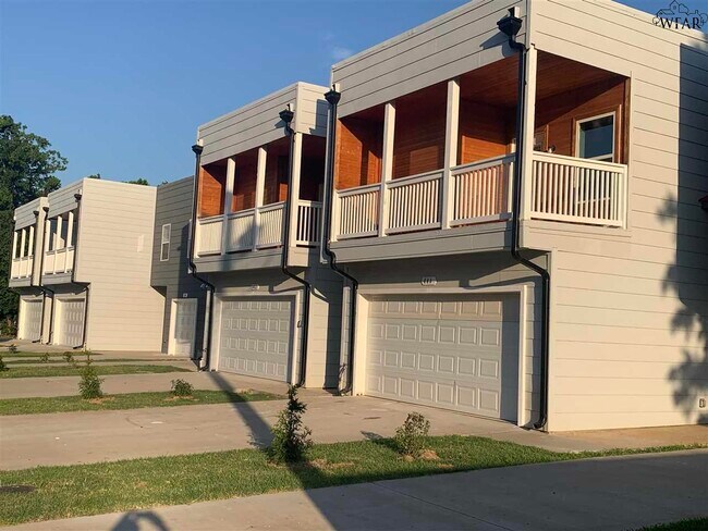 Foto del edificio - 436 W College St