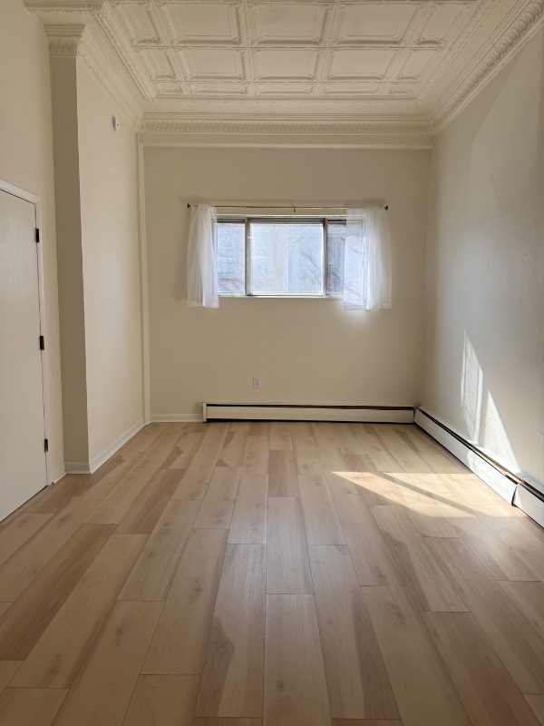 Building Photo - 329 Taylor Ave