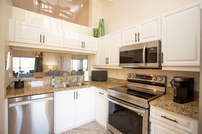 Foto del edificio - ***ANNUAL or SEASONAL RENTAL***HUNTINGTON ...