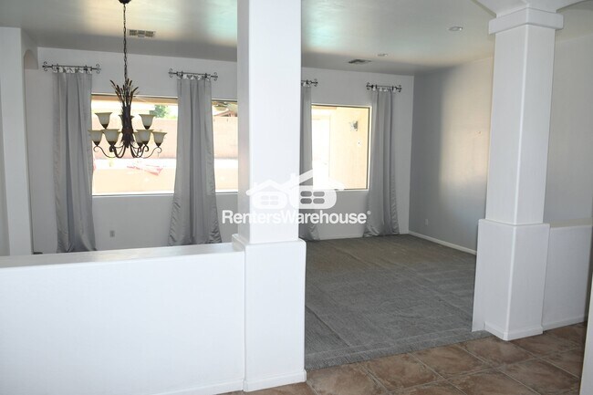 Building Photo - 6027 N 133rd Dr