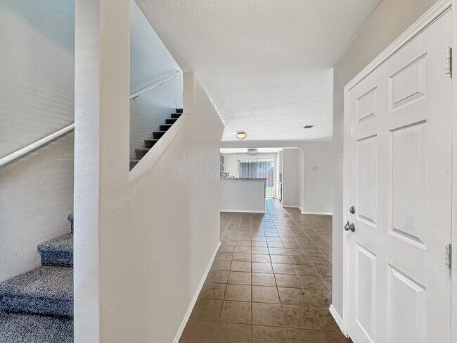 Photo - 11842 Silver Coins House