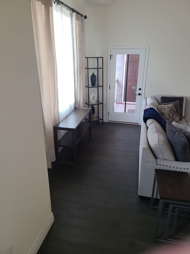 Foto del edificio - CLM-Brookhaven Condominiums