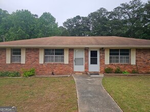Building Photo - 6510 Lower Dixie Lake Rd