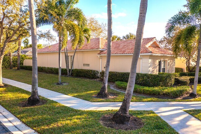 Foto del edificio - 4789 Blossom Dr