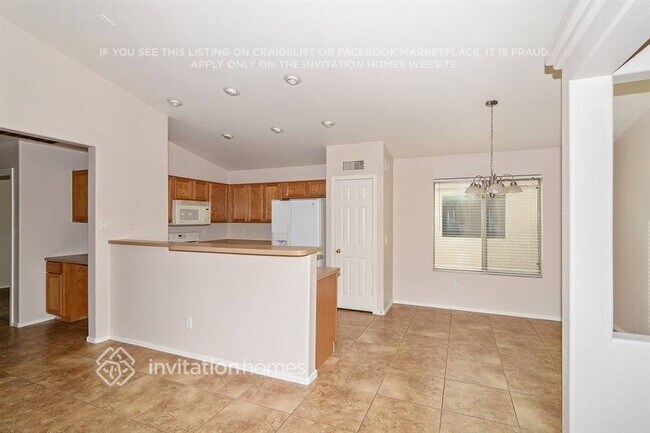 Foto del edificio - 14816 N 129th Dr