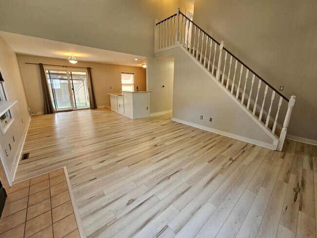 Foto del edificio - 3 bed, 2 bath, Mishawaka
