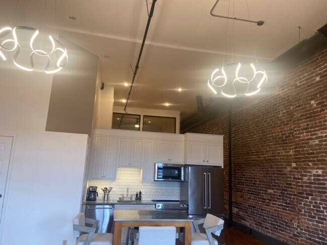 Foto del edificio - Downtown Knoxville 37902 - COMING February...