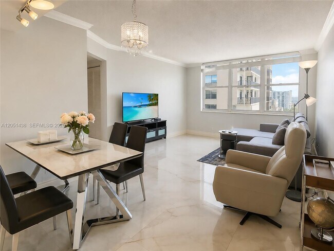 Foto del edificio - 2201 S Ocean Dr