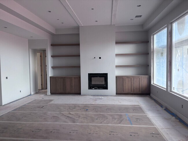 Building Photo - Brand New 3 bed plus office/2.5 bath in beautiful Coral Canyon!
