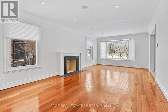 Photo du bâtiment - 310 Hidden Trail