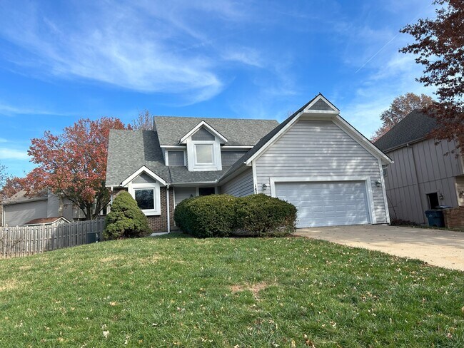 Building Photo - 14715 S Summertree Ln